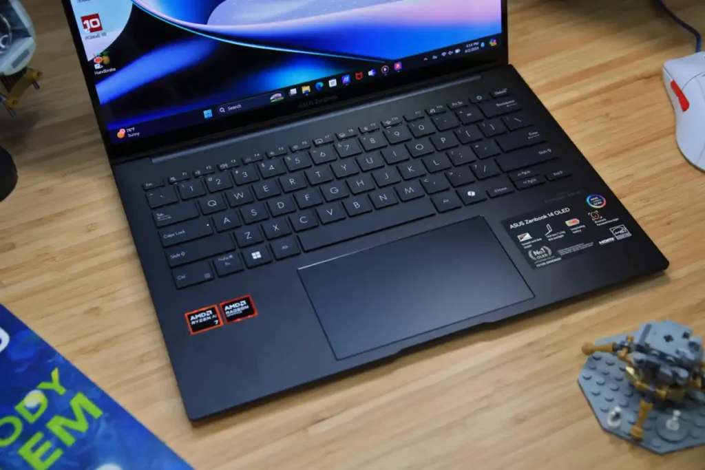 Asus Zenbook 14 OLED Ryzen 7 Keyboard