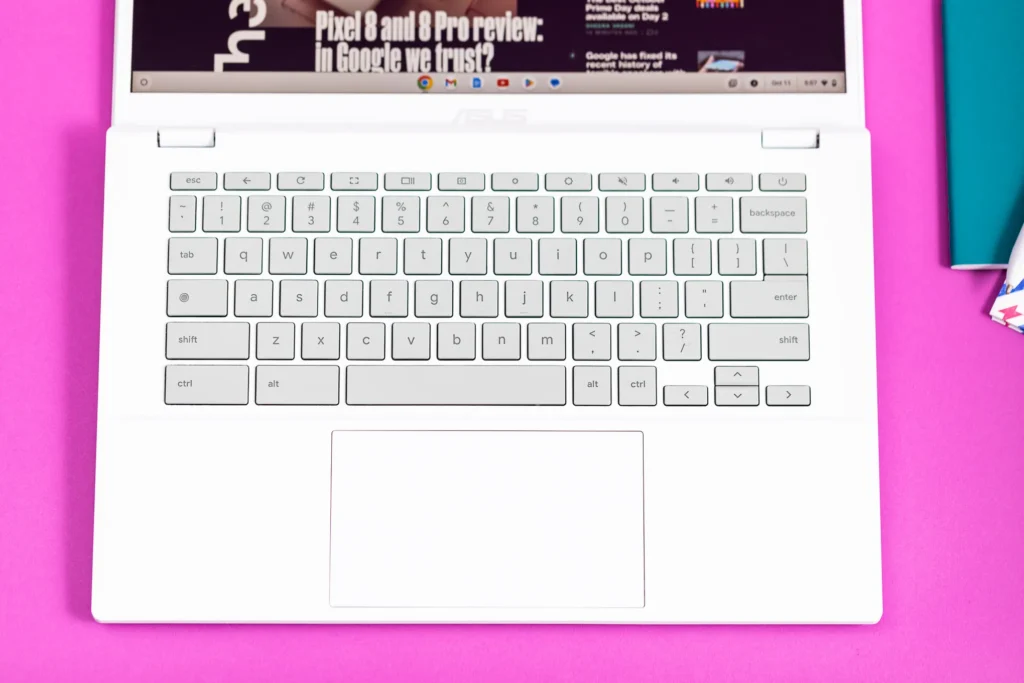 Asus Chromebook Plus CX34 Features
