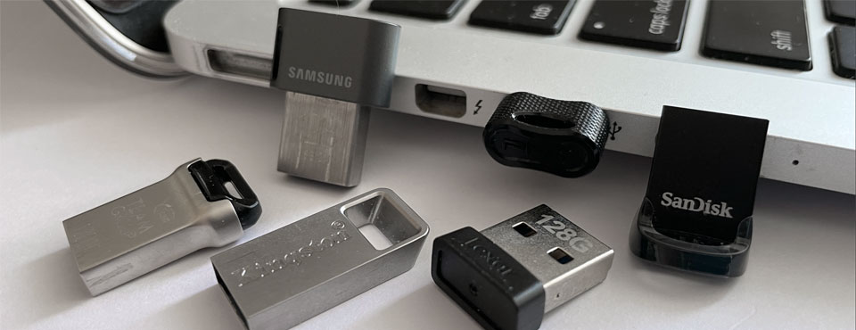 mini USB flash drive